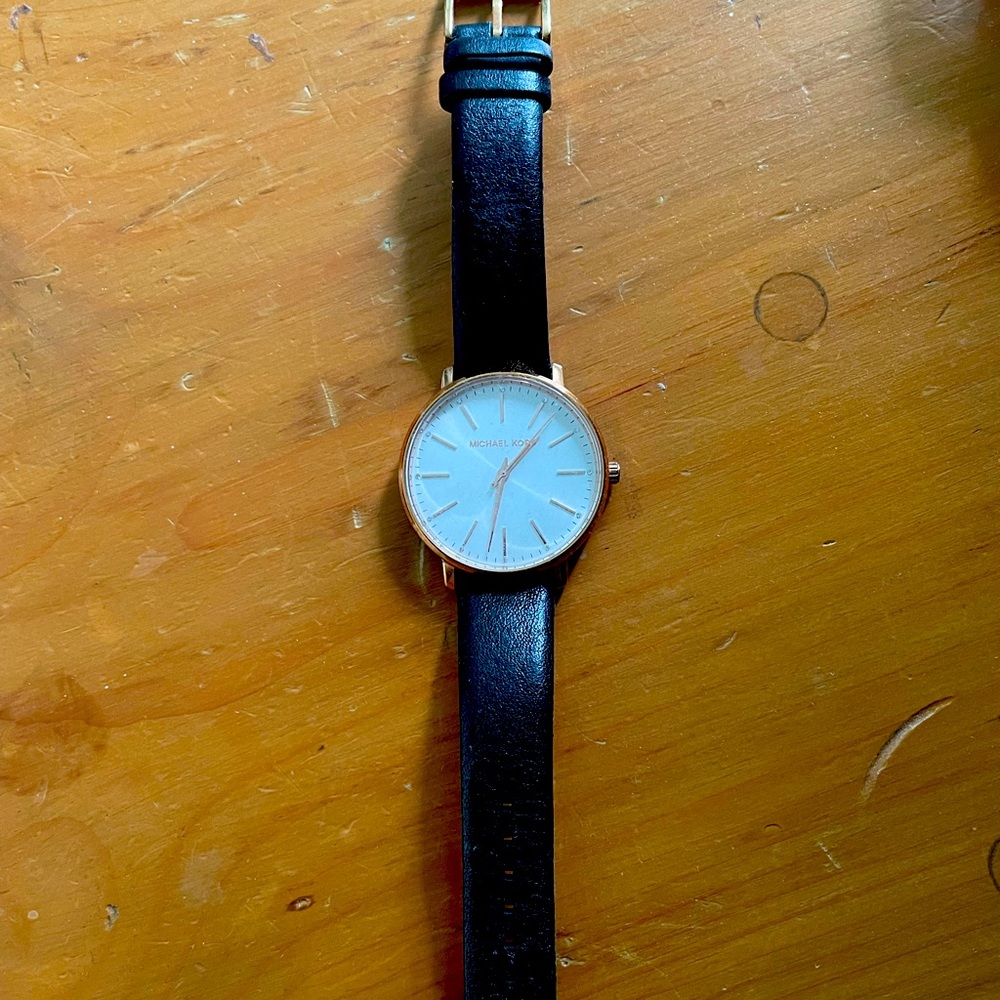 MK watch